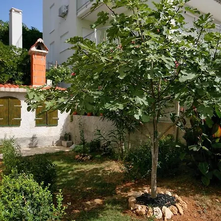 Studio Nemira 4652a