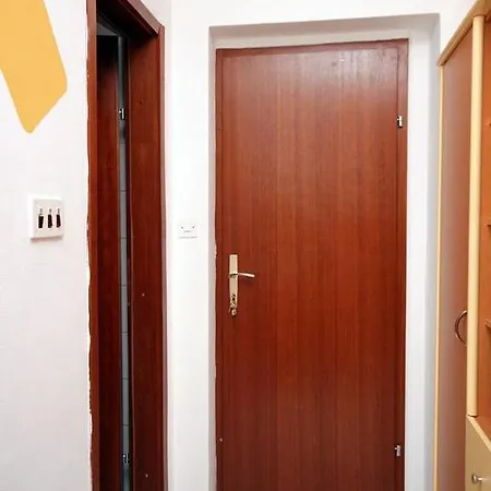 Studio Nemira 4652a